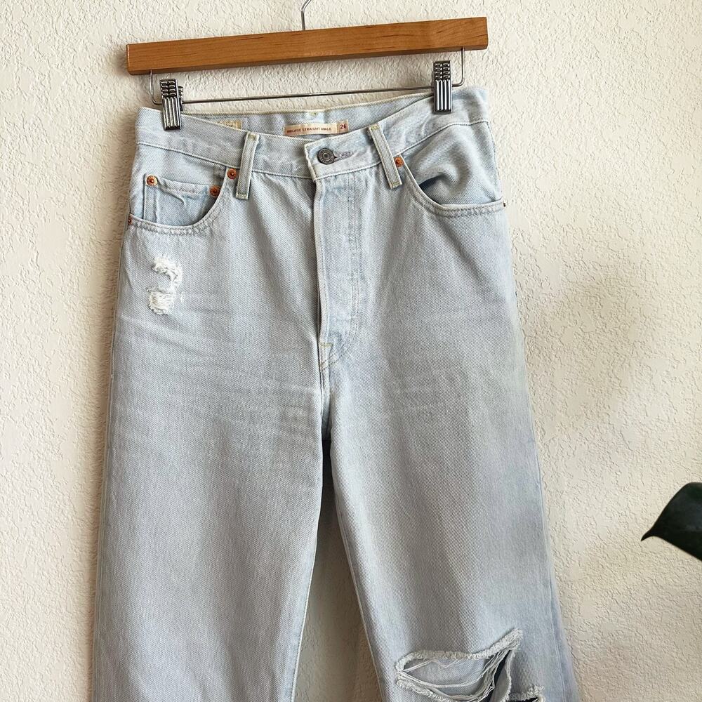 Levi's Womens Ribcage Straight Ankle Jeans Size 26 Premium Button Fly Distressed - Picture 2 of 10